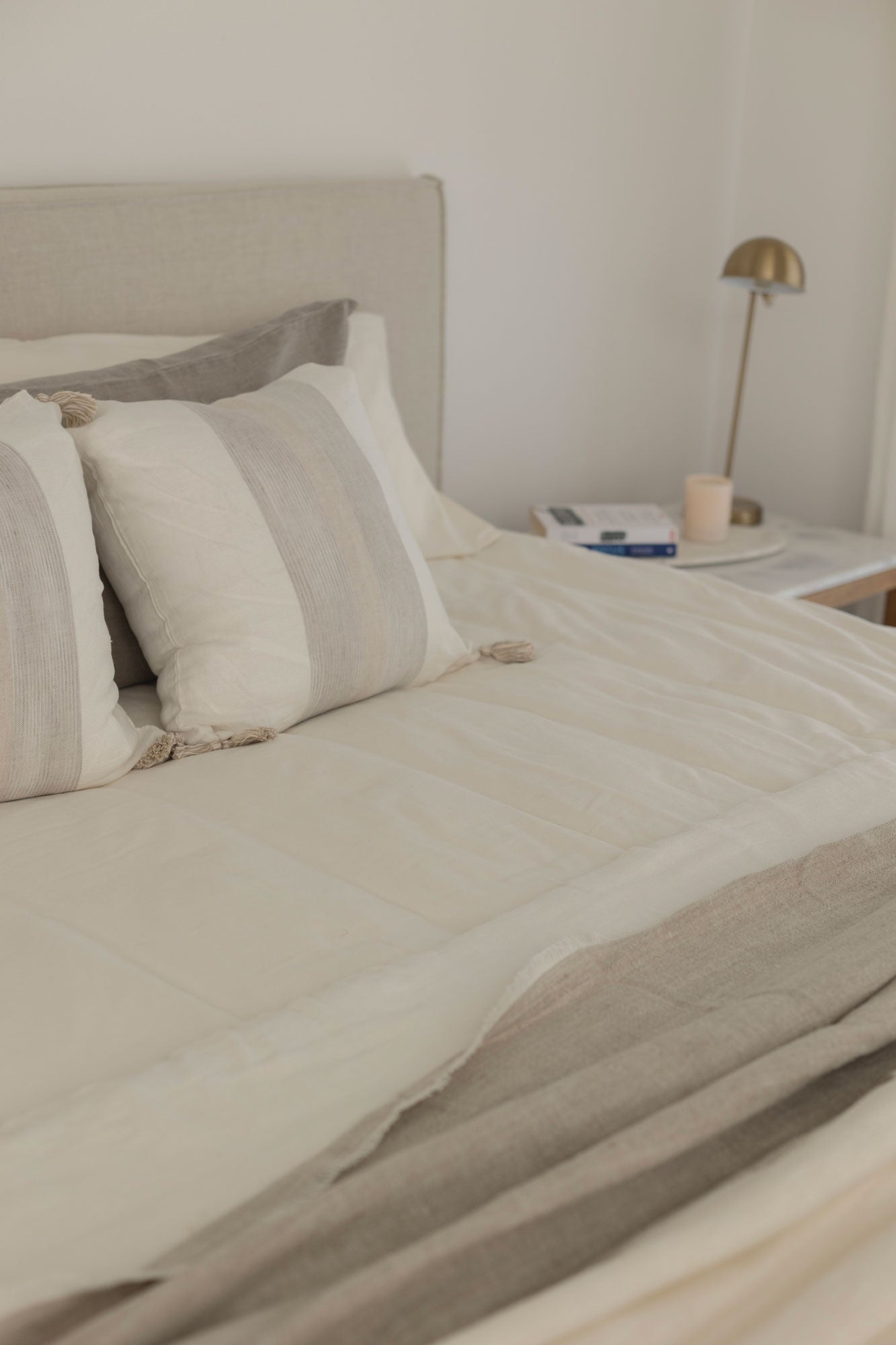 Throw Viceversa Lino Natural + Negro