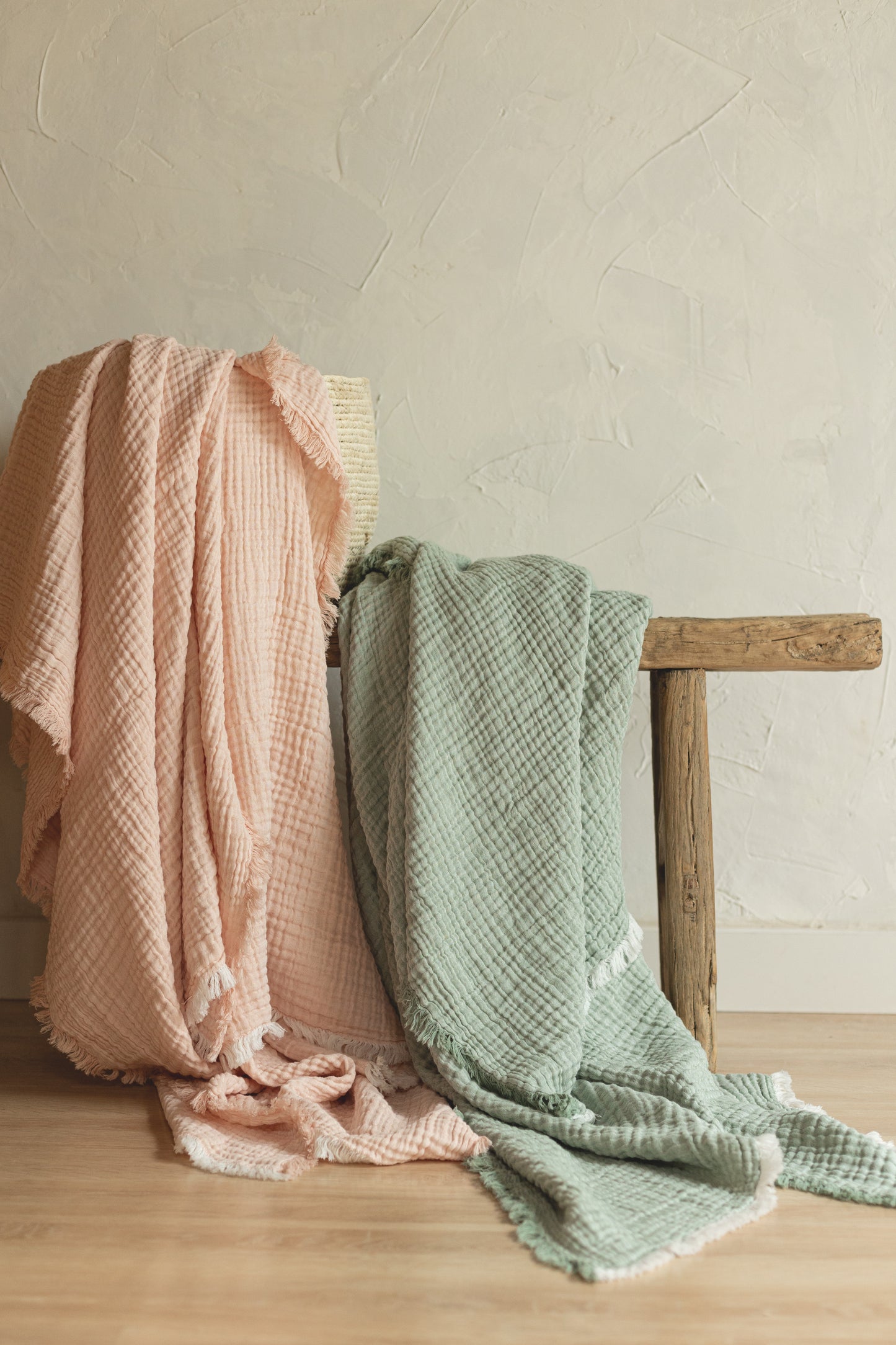 Throw Muslin