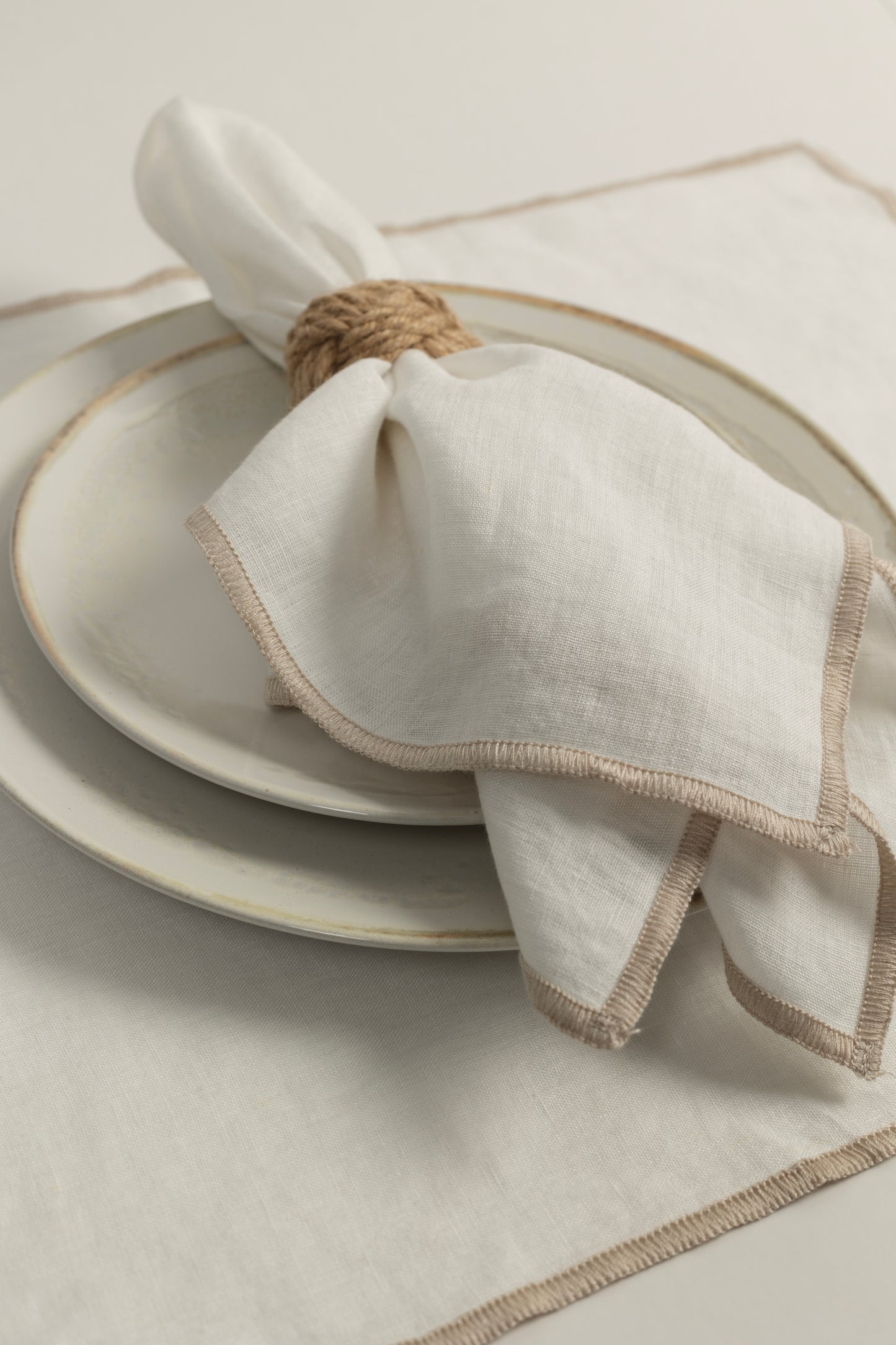 Servilleta Lino Overlock Off White