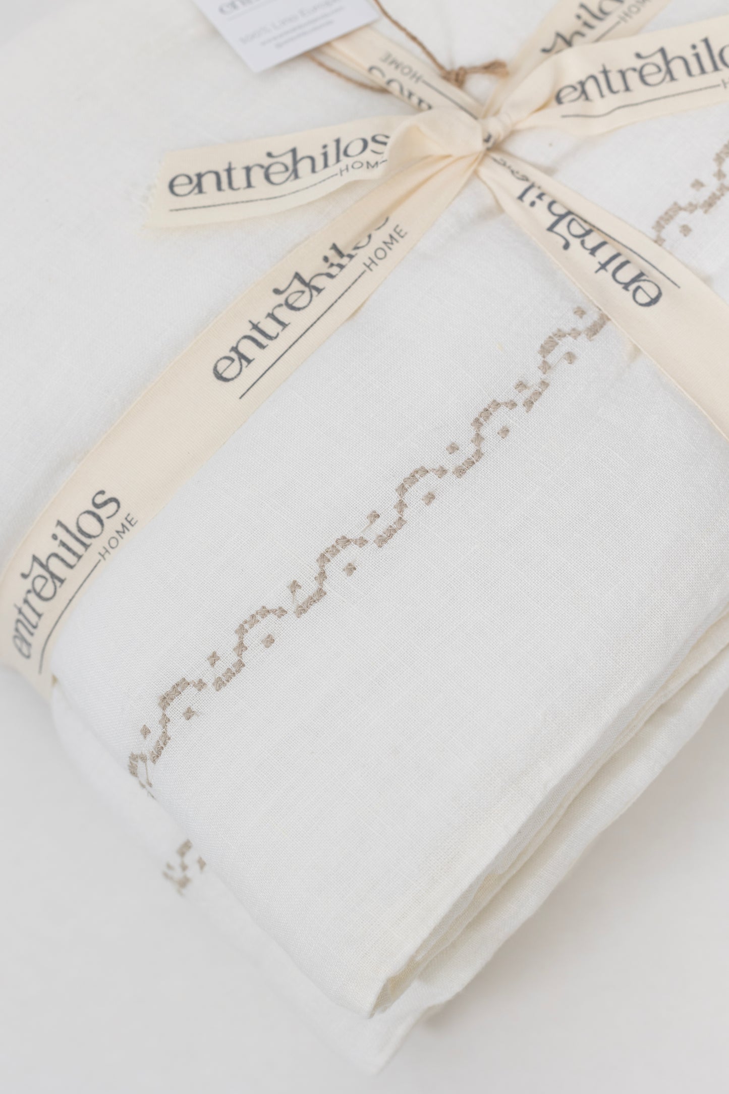 Piecera - Sofá Cover Lino Bordado Natural